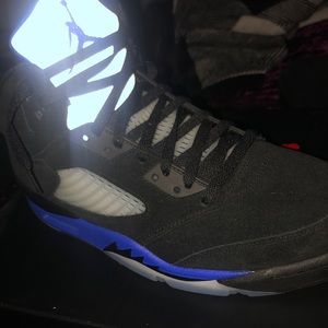 I bought them thinking I’d like them but didn’t never worm except to try them on